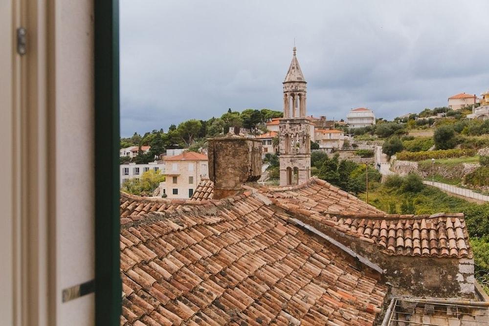 Park Hvar Hotel 4*